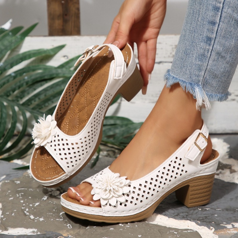 Women Shoes Model - Kadınlar Kalın Topuklu Sandaletler Yaz 2026