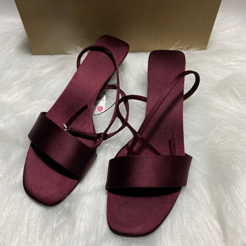 Women Shoes Brand - Lüks Saten Bilek Kayışlı Alçak Topuklu