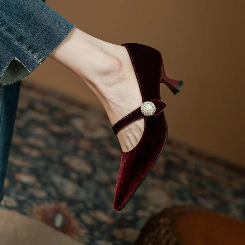 Şarap Kırmızısı Sivri Burun Ma - Mary Jane Shoes incelemesi ve fiyatı