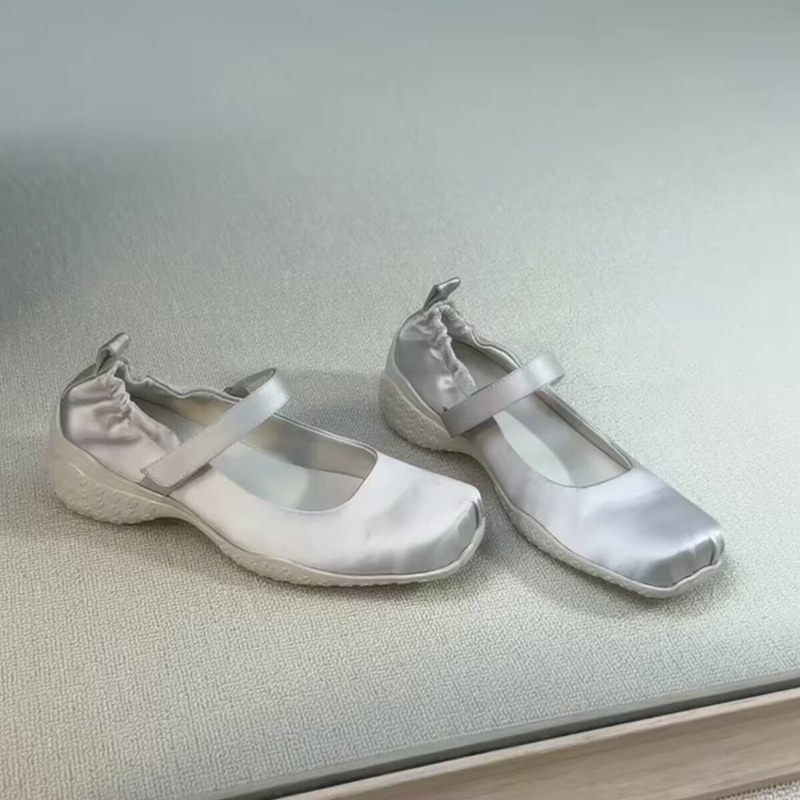 Kadınlar için Şık ve Rahat Yum - Mary Jane Shoes incelemesi ve fiyatı